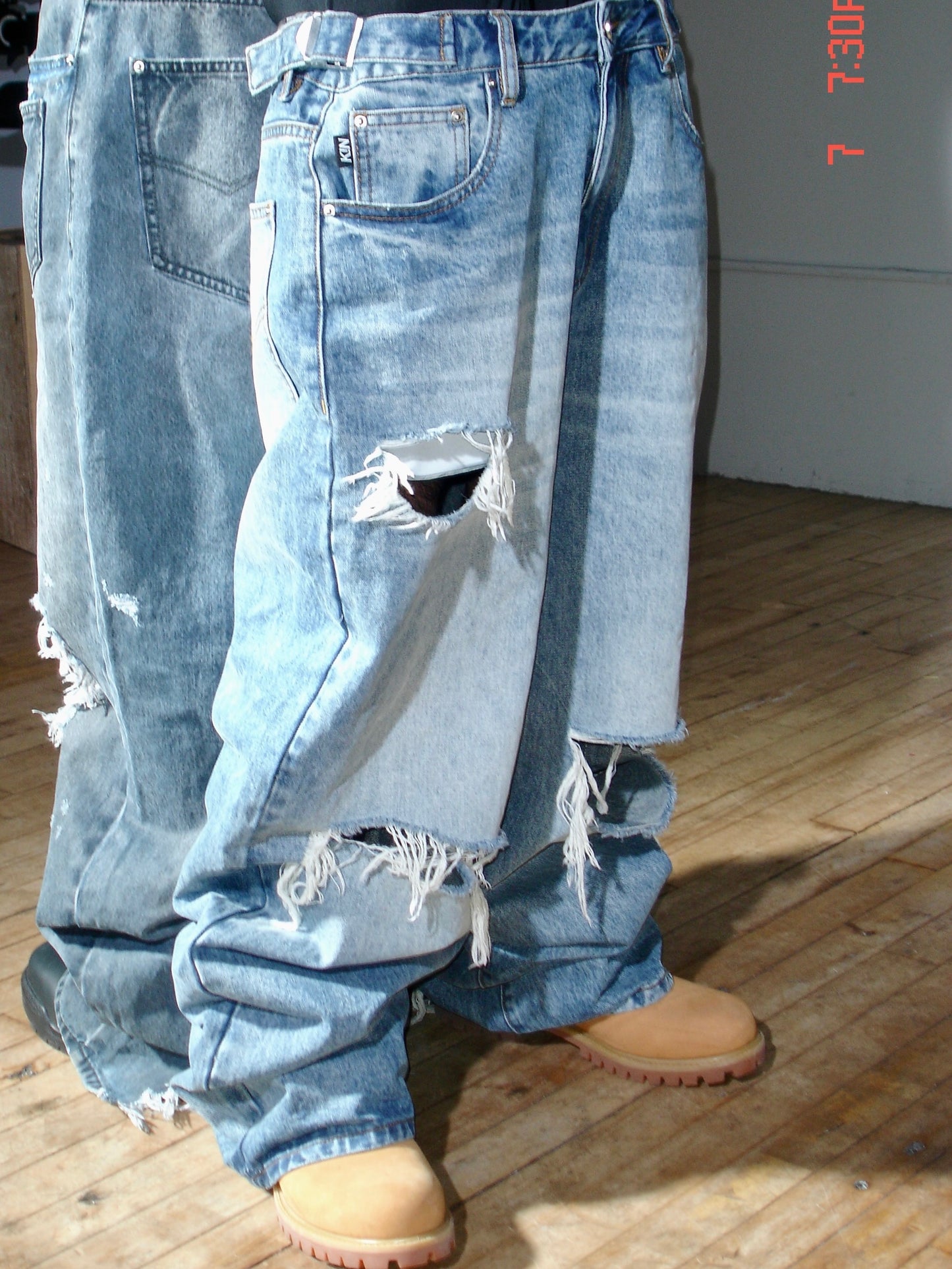“SEA TURF”                               DISTRESSED JEANS